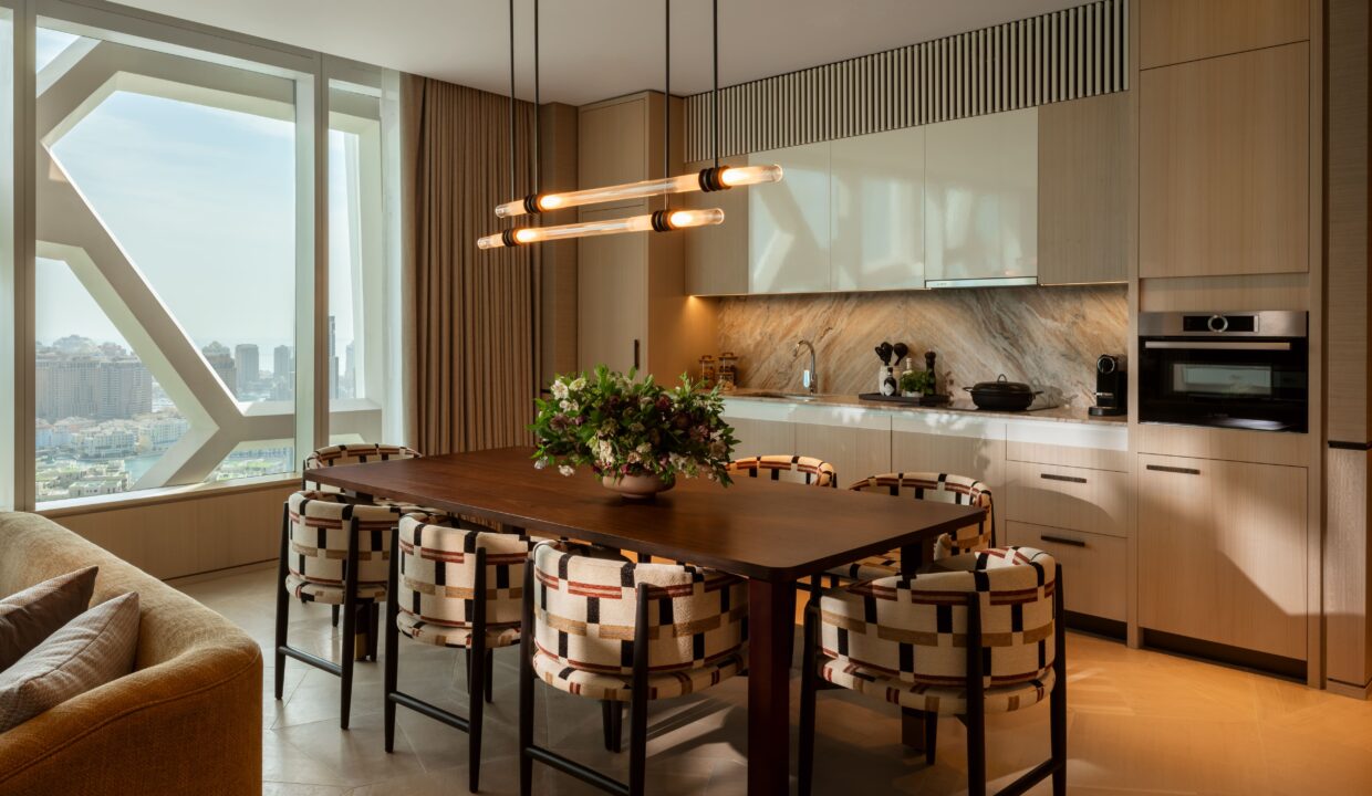 RWDOH_Facilities_Apartments_3Bedroom_DiningRoom-1567-min